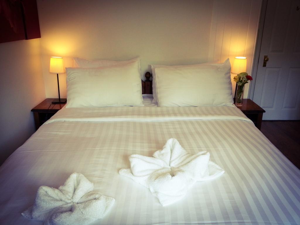 Rosemead Guest House Claygate Ruang foto